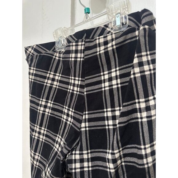 Torrid women’s size 1x-large plaid leggings - Picture 6 of 6